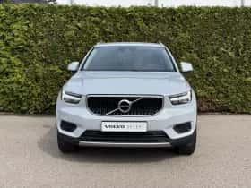 Volvo XC40 (2022) thumbnail 4