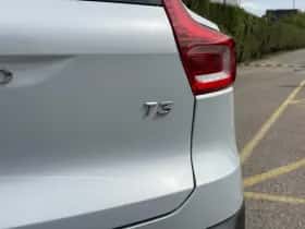 Volvo XC40 (2022) thumbnail 6