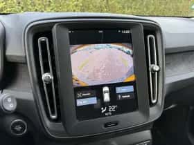 Volvo XC40 (2022) thumbnail 8