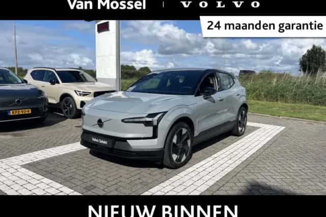 Volvo EX30 (2025) thumbnail 1