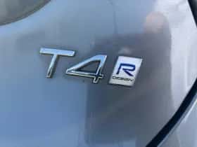 Volvo V40 (2017) thumbnail 11