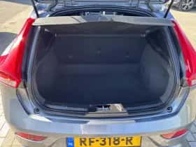 Volvo V40 (2017) thumbnail 12