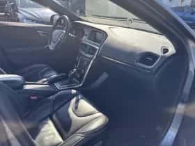 Volvo V40 (2017) thumbnail 14