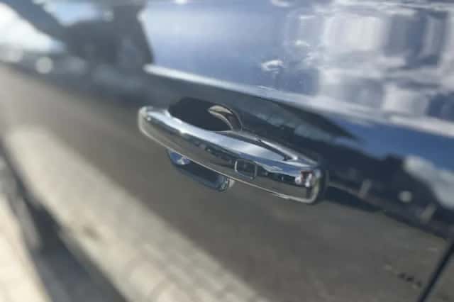 Volvo XC90 (2025) thumbnail 5