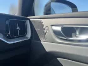 Volvo XC60 (2026) thumbnail 8