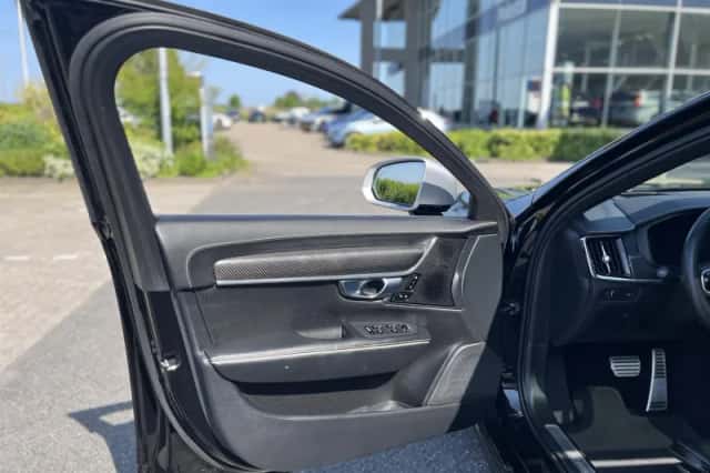 Volvo V90 (2019) thumbnail 5