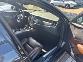 Volvo V90 (2018) thumbnail 15