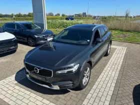 Volvo V90 (2018) thumbnail 18