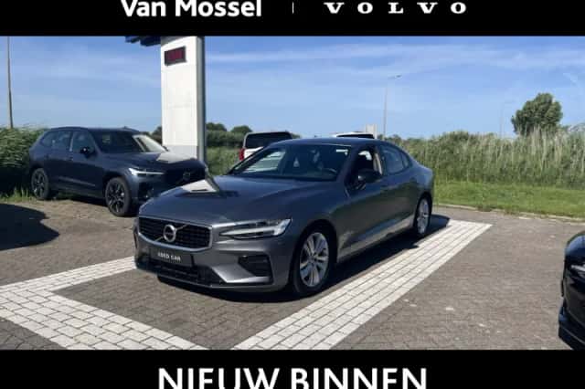 Volvo S60 (2019) thumbnail 1