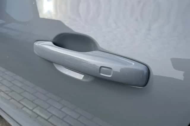 Volvo XC60 (2025) thumbnail 3