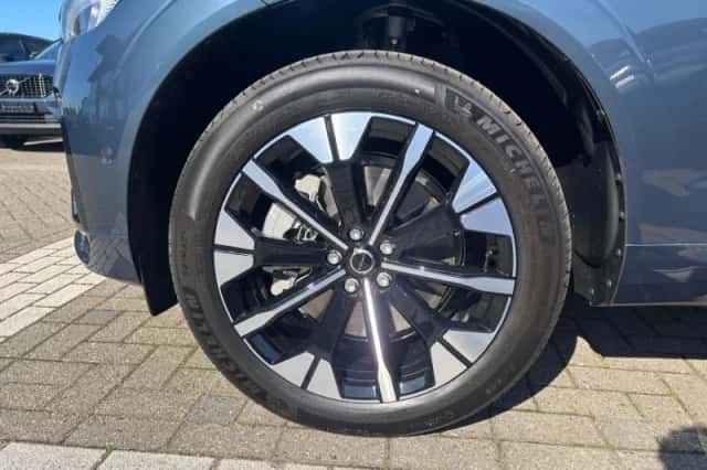 Volvo XC60 (2026) thumbnail 3