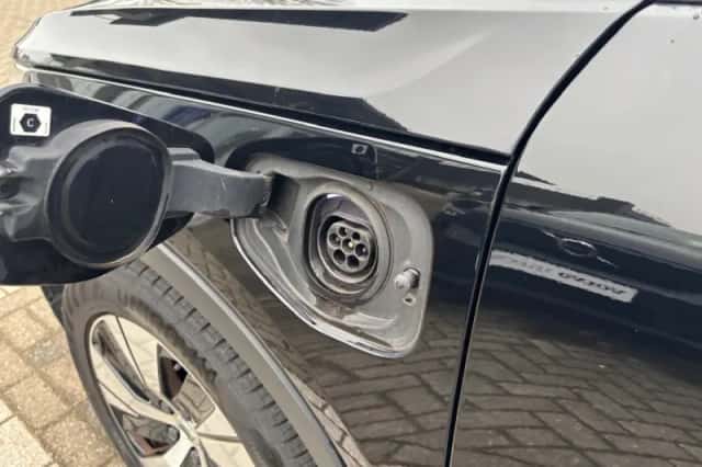 Volvo XC40 (2021) thumbnail 4