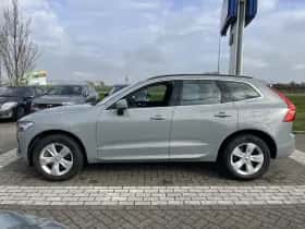 Volvo XC60 (2024) thumbnail 2