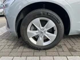 Volvo XC60 (2024) thumbnail 3