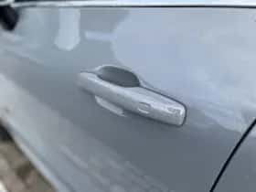 Volvo XC60 (2024) thumbnail 4