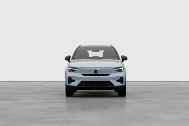Volvo EX40 (2026) thumbnail 3