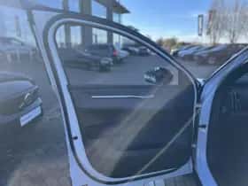 Volvo EX30 (2026) thumbnail 6