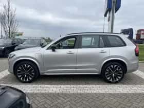 Volvo XC90 (2025) thumbnail 2