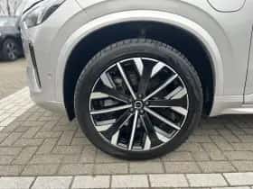 Volvo XC90 (2025) thumbnail 5