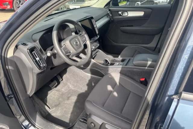 Volvo XC40 (2022) thumbnail 6
