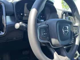 Volvo XC40 (2025) thumbnail 12