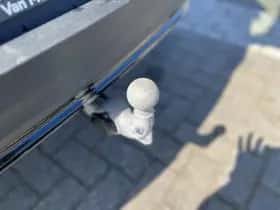 Volvo XC40 (2025) thumbnail 18