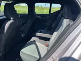 Volvo XC40 (2025) thumbnail 10