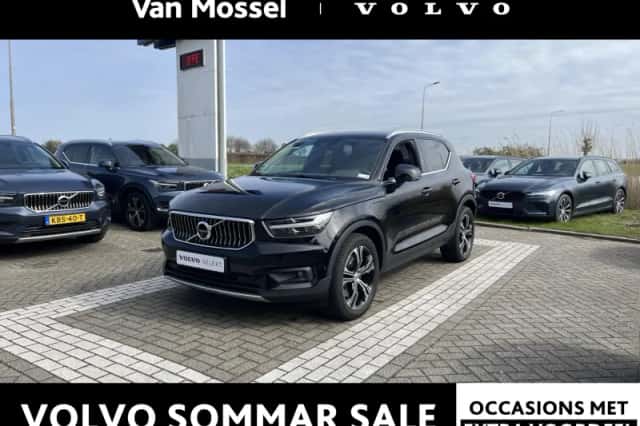 Volvo XC40 (2021) thumbnail 1