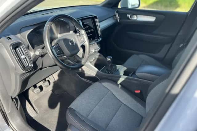 Volvo XC40 (2021) thumbnail 6