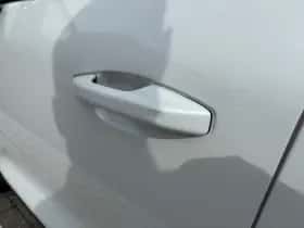 Volvo XC40 (2022) thumbnail 4