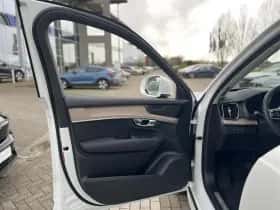 Volvo XC90 (2025) thumbnail 6
