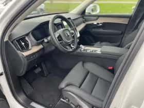 Volvo XC90 (2025) thumbnail 8