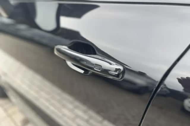 Volvo XC60 (2022) thumbnail 4