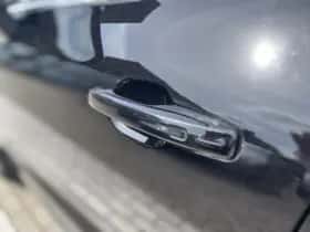 Volvo XC60 (2020) thumbnail 5