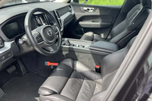 Volvo XC60 (2020) thumbnail 6