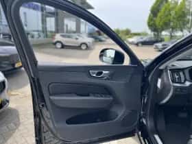 Volvo XC60 (2020) thumbnail 6