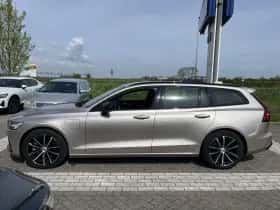 Volvo V60 (2025) thumbnail 2