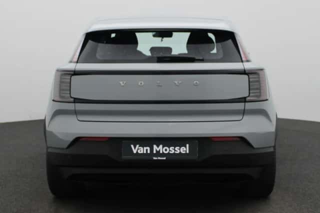 Volvo EX30 (2024) thumbnail 5