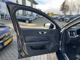 Volvo V60 (2025) thumbnail 5