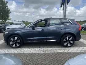 Volvo XC60 (2024) thumbnail 4