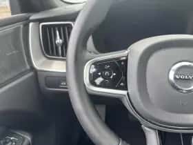 Volvo XC60 (2024) thumbnail 10