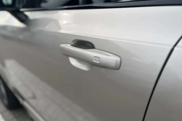 Volvo XC90 (2025) thumbnail 4
