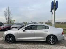 Volvo S60 (2023) thumbnail 2