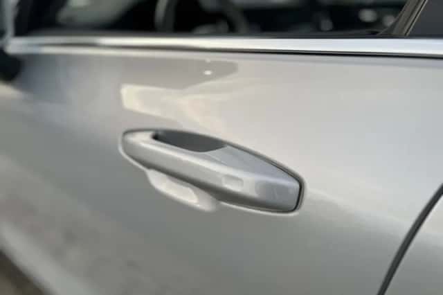 Volvo S60 (2023) thumbnail 4