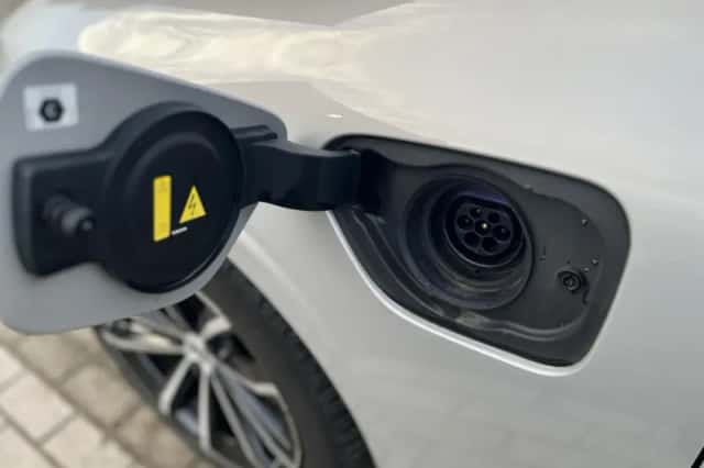 Volvo S60 (2023) thumbnail 5