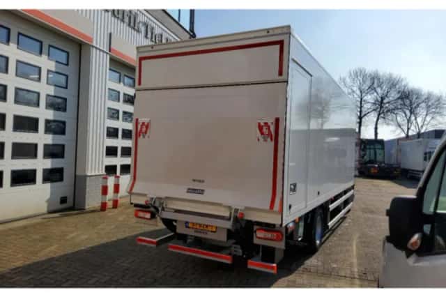Renault D (2024) thumbnail 4