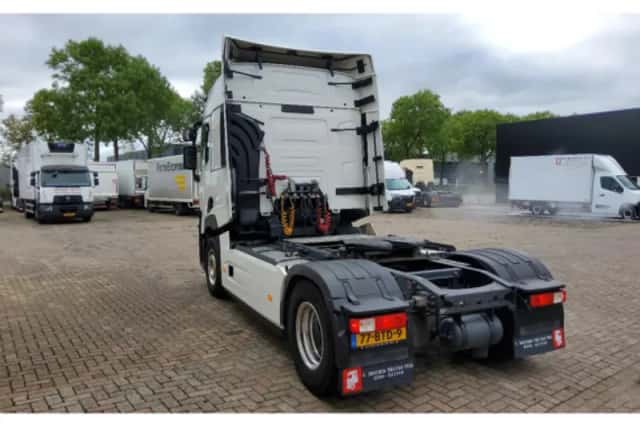 Renault T440 (2022) thumbnail 2