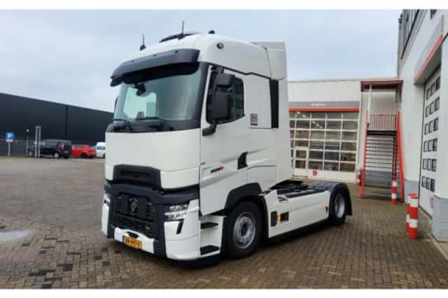 Renault T (2024) thumbnail 3