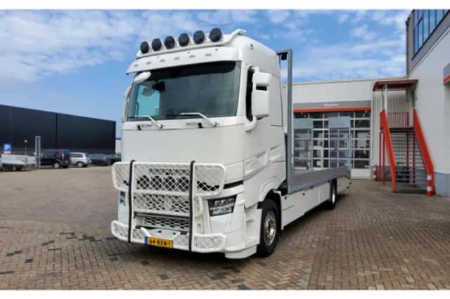 Renault T (2024) thumbnail 3