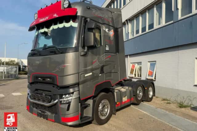Renault  (2022) thumbnail 1